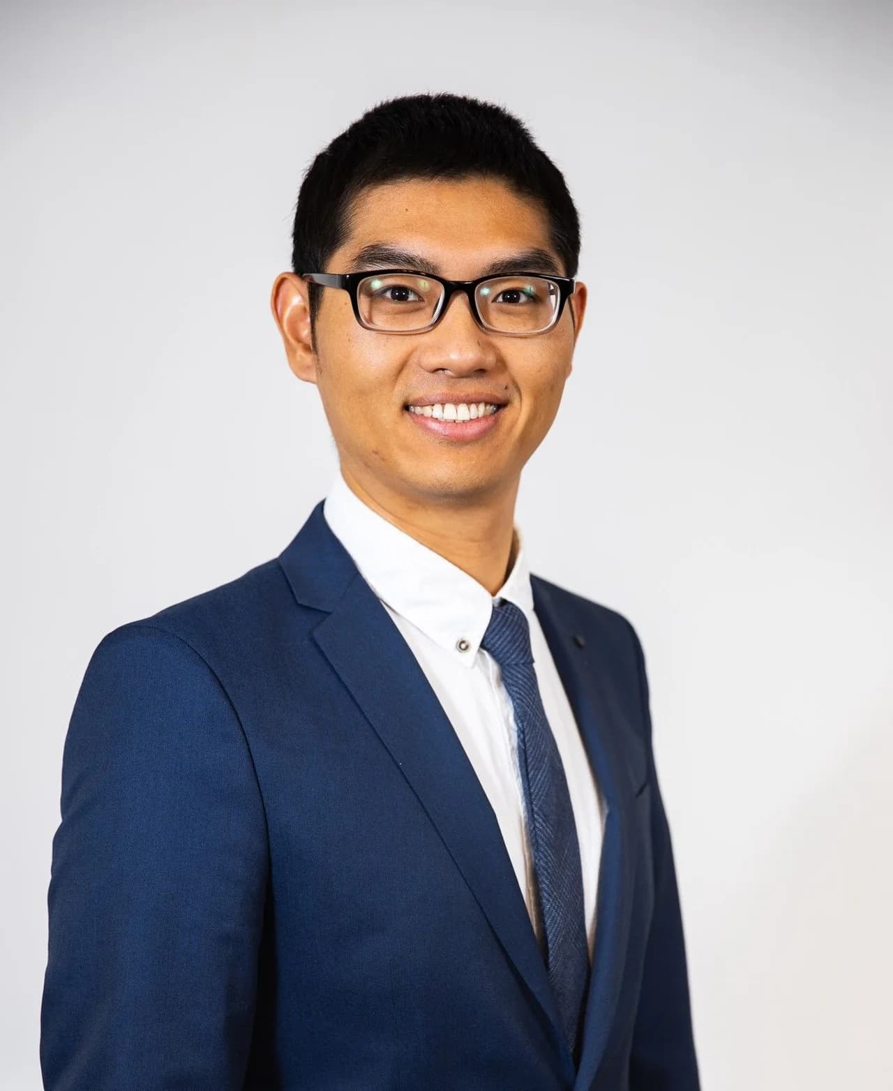 Profesor de Chineză - KAI CHEN