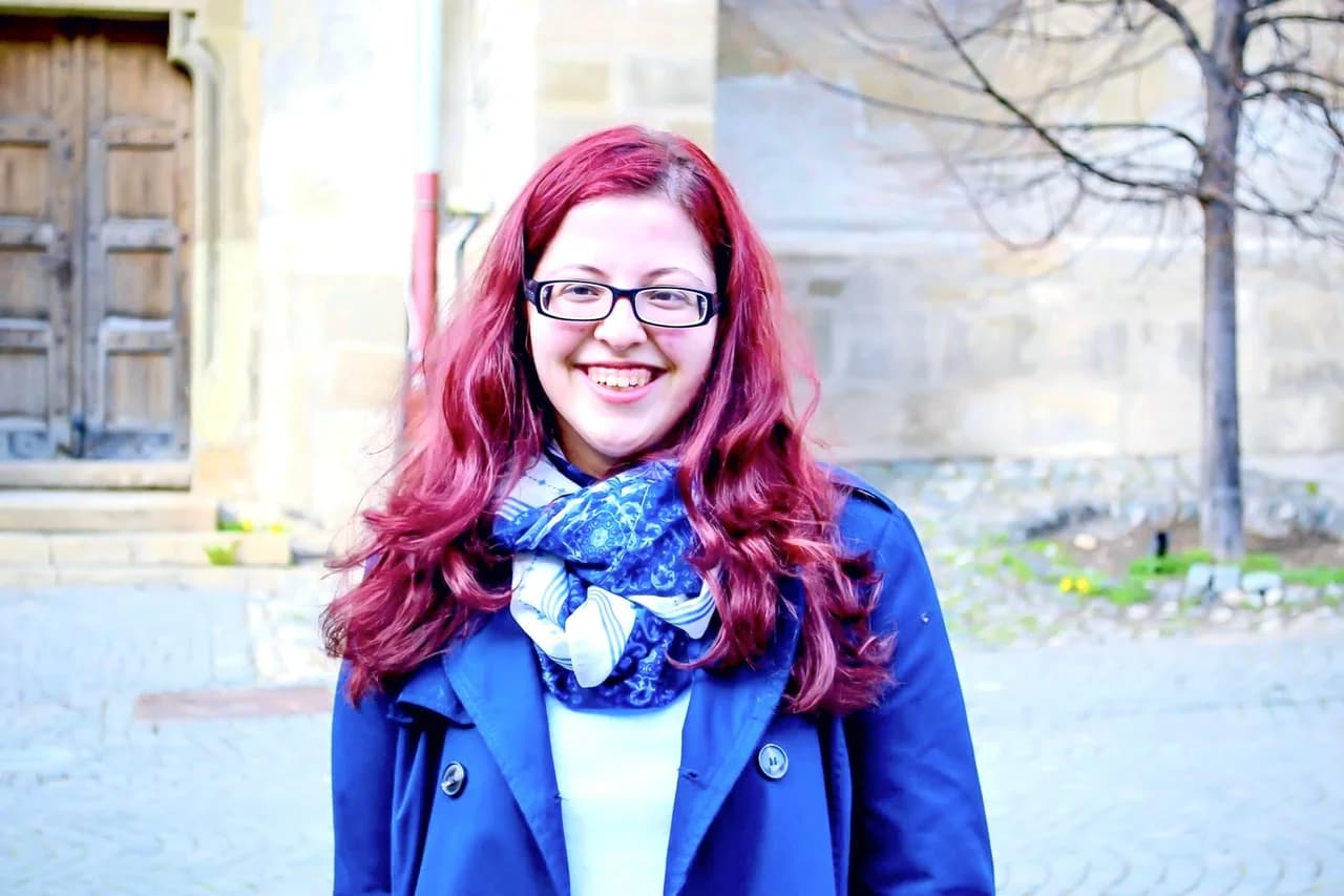 Profesor de Franceză - Elena Sauca