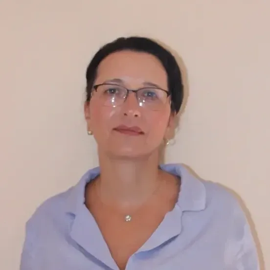 Literatura m-a format ca om. Psihologia m-a învățat să ascult.